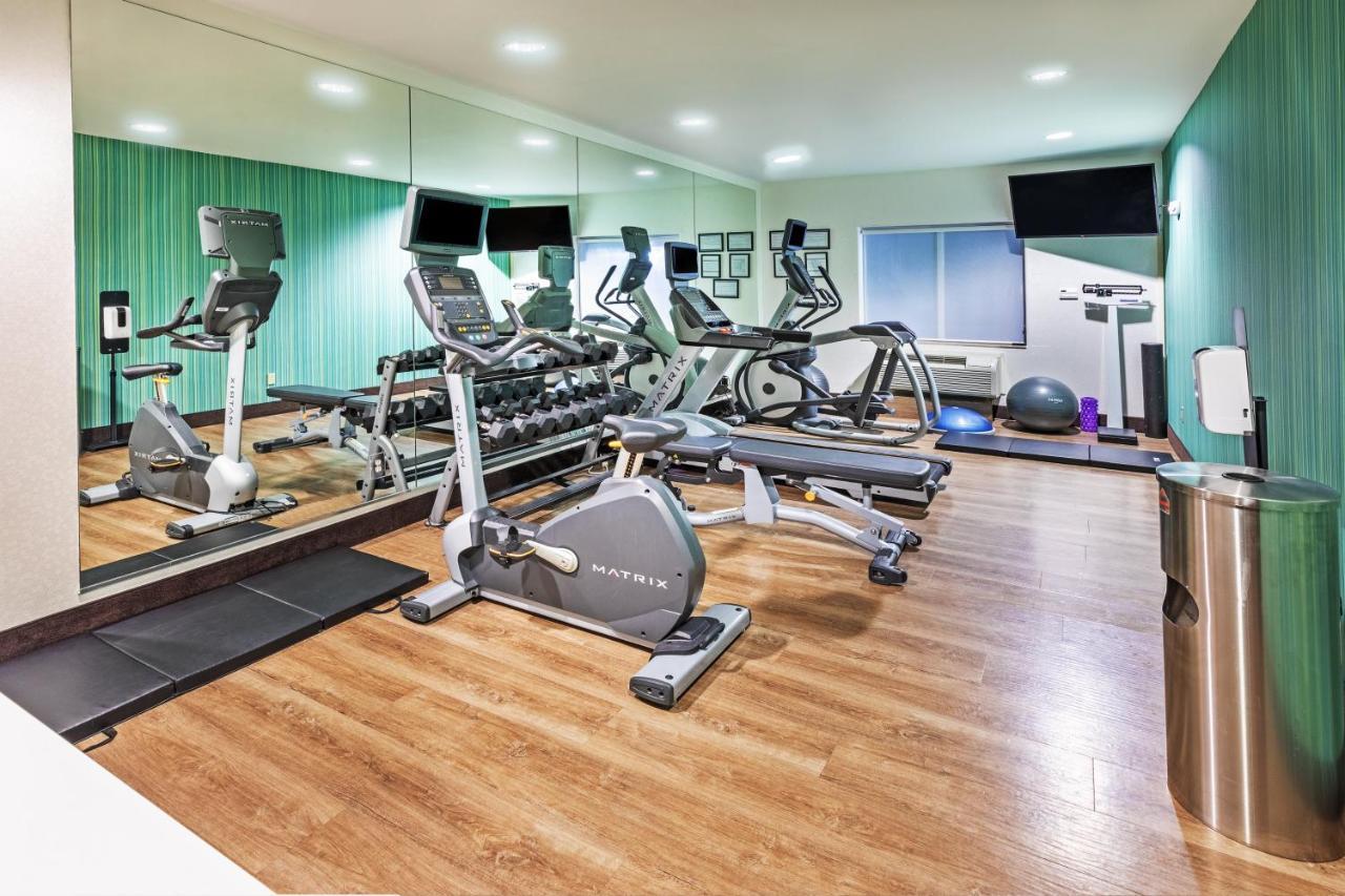 Holiday Inn Express & Suites Lafayette South By Ihg Экстерьер фото