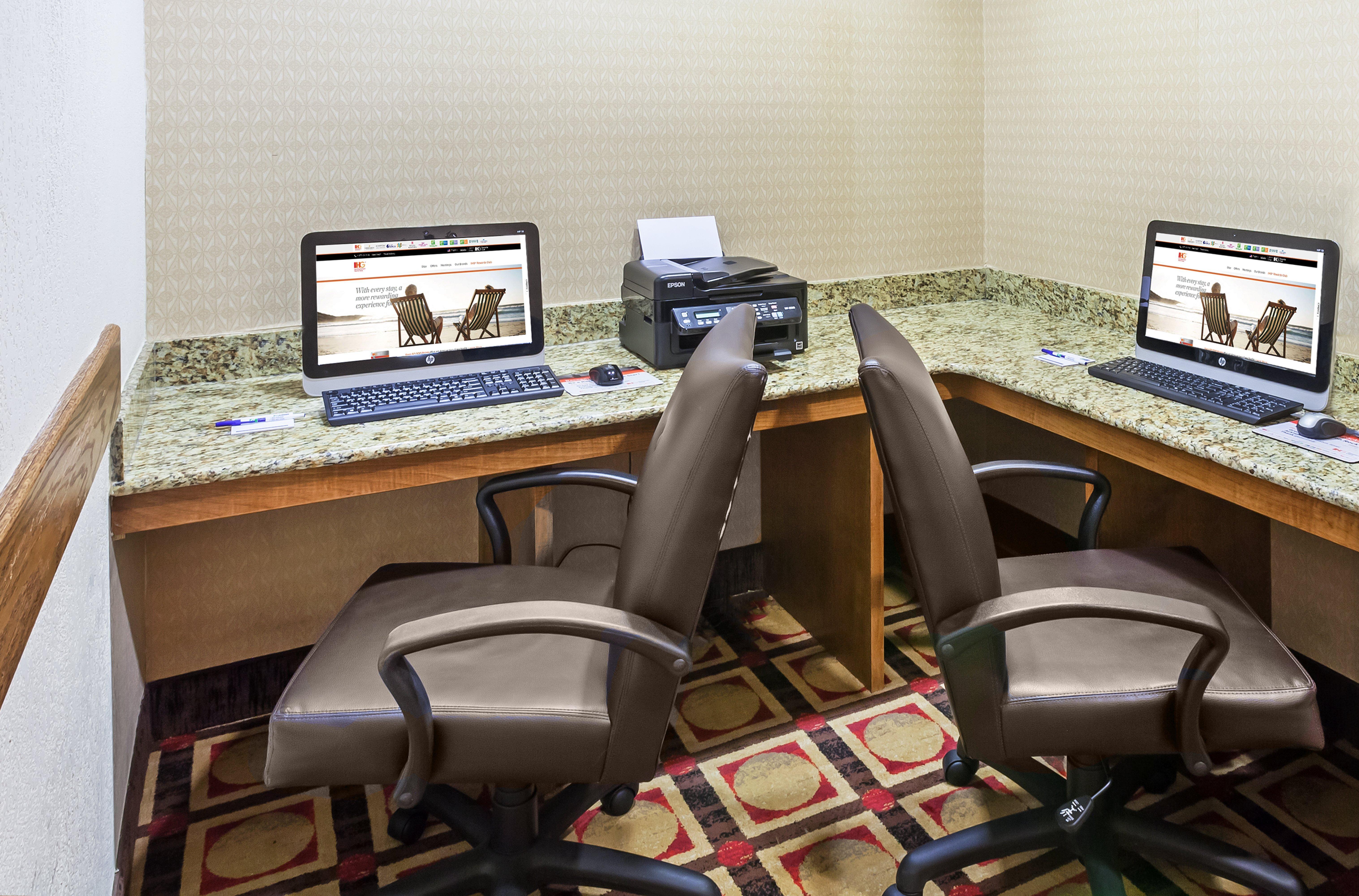 Holiday Inn Express & Suites Lafayette South By Ihg Экстерьер фото